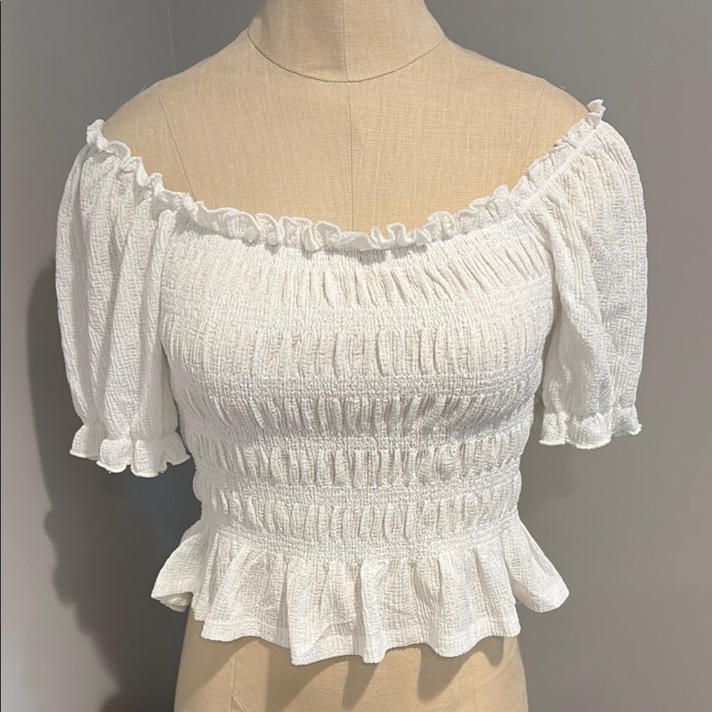 NWT Lush Lauren Nicole Crop Kent Top Size S